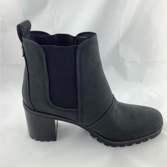 UGG Hazel Leather Waterproof Chelsea Boot - Picture 8 of 8